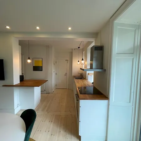 Apartment In Town